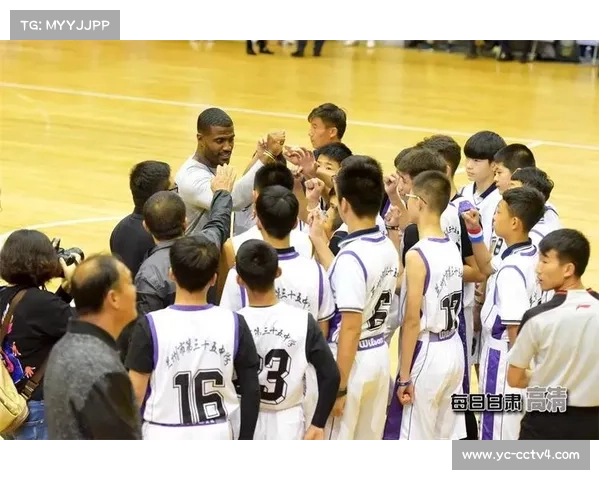 NBA球员参与社区篮球青训计划，助力青少年体育发展